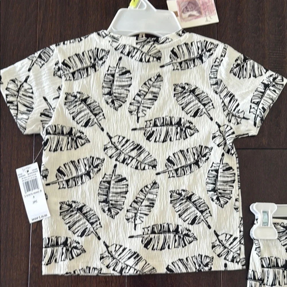 NWT Girls Jessica Simpson Black and White Boho Chic Feather Print short set!